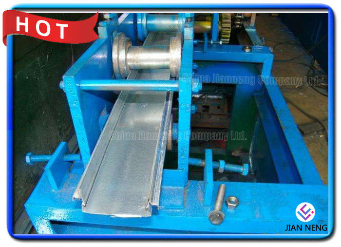 8.5kw সম্পূর্ণ স্বয়ংক্রিয় পল্লিন রোল গঠন মেশিন 0-15 মি / মিনি গতি সঙ্গে